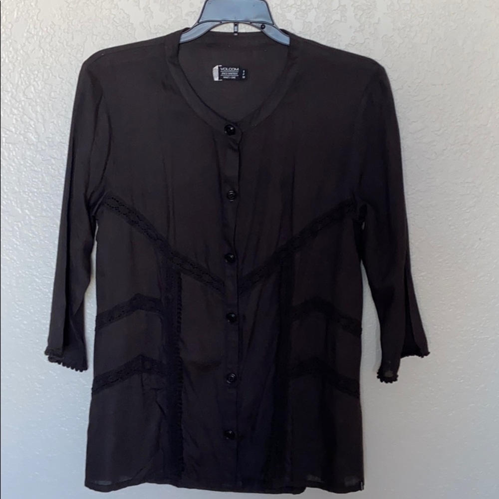 Volcom top